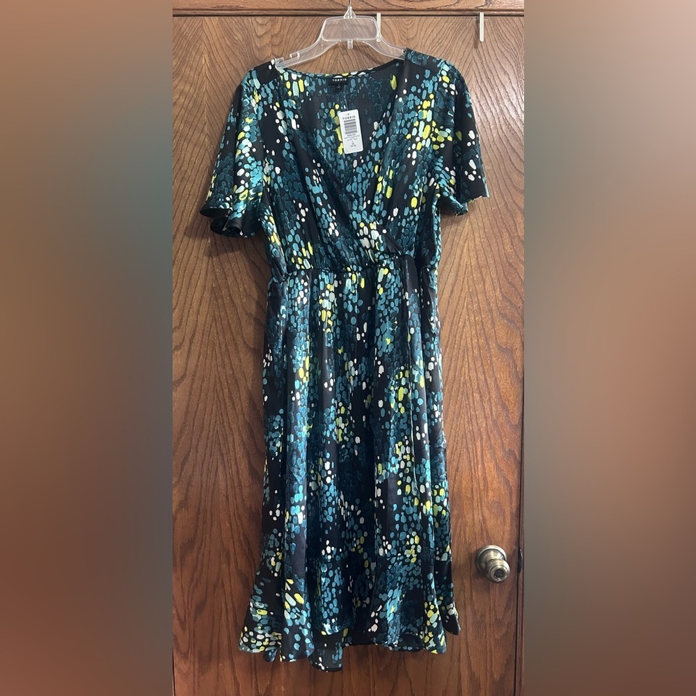 Torrid 1X midi flutter sleeve wrap dress NWT - Picture 6 of 6